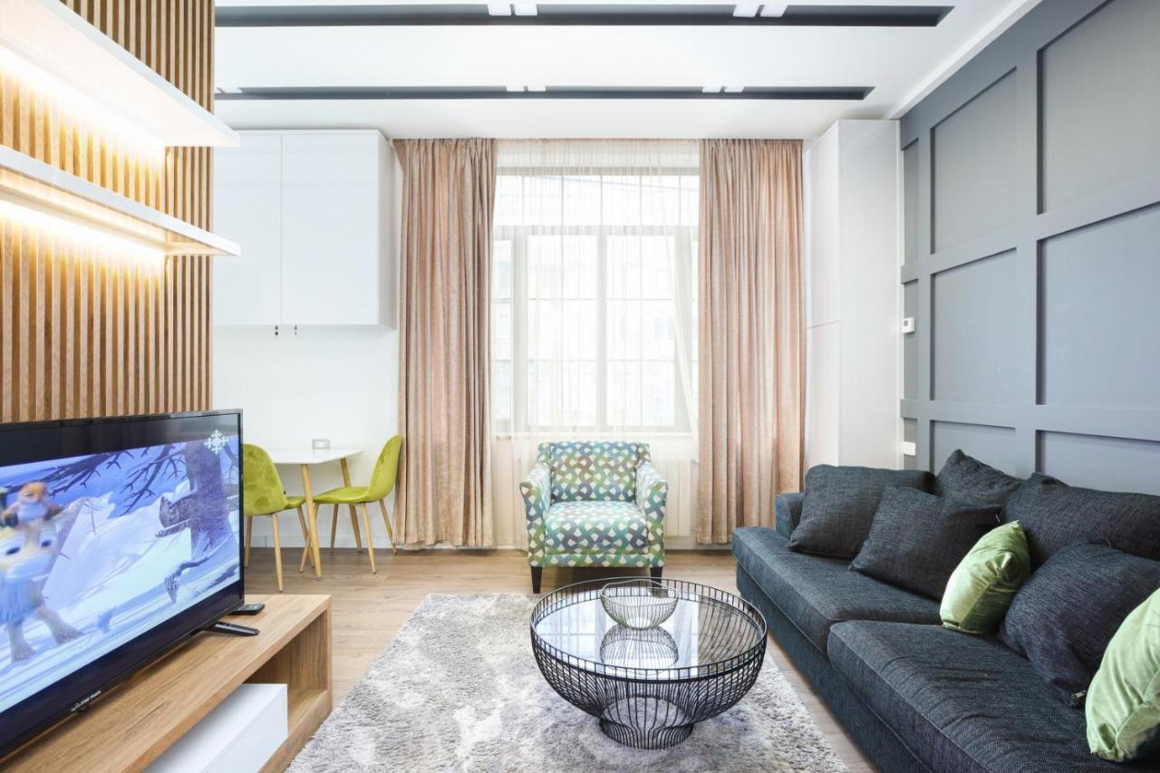 Stay Inn-Apartments On Abovyan 32 Ереван Екстериор снимка