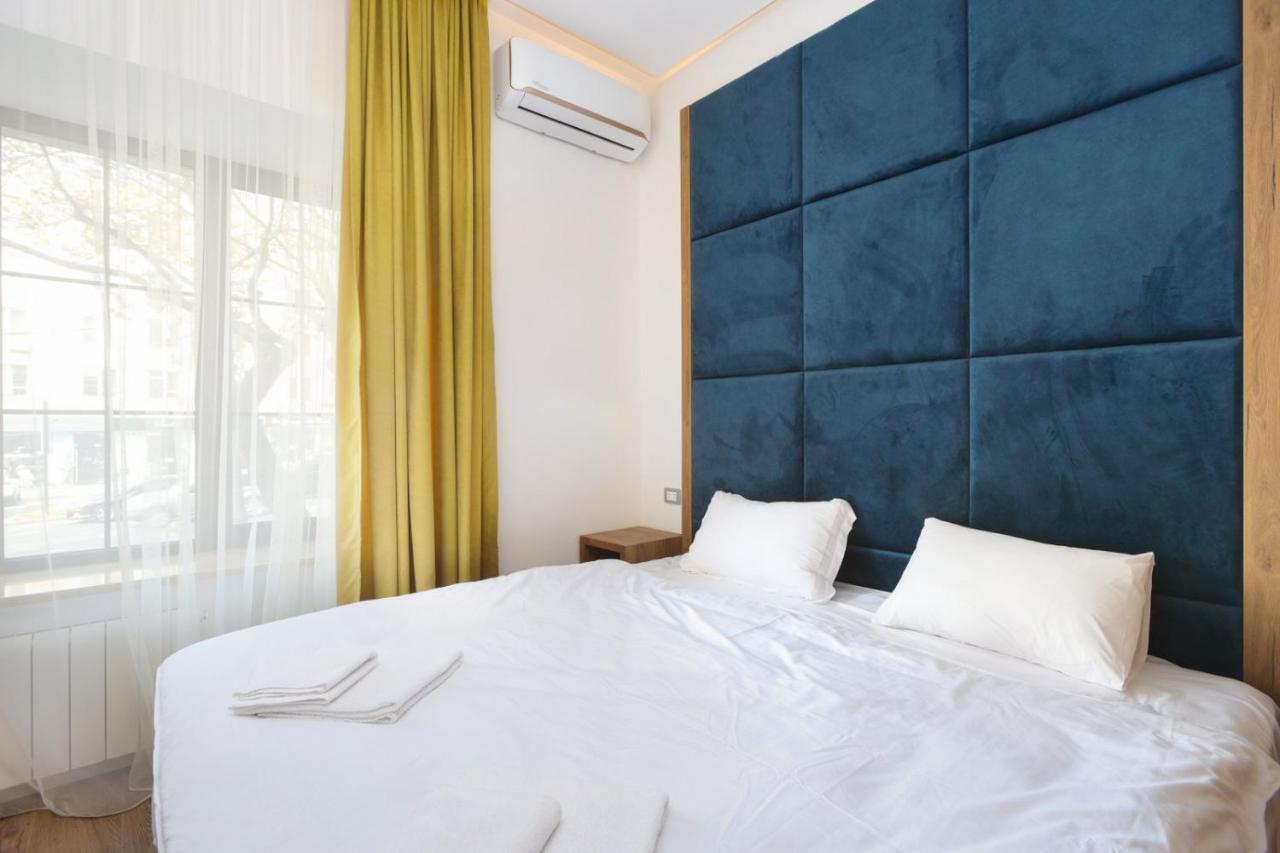 Stay Inn-Apartments On Abovyan 32 Ереван Екстериор снимка