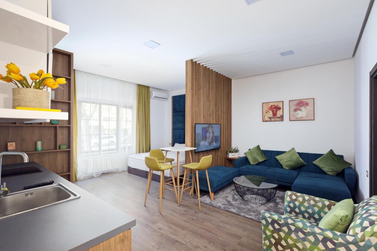 Stay Inn-Apartments On Abovyan 32 Ереван Екстериор снимка